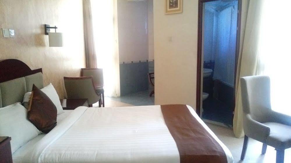 Manrashiwa Hotel Addis Ababa Exterior foto